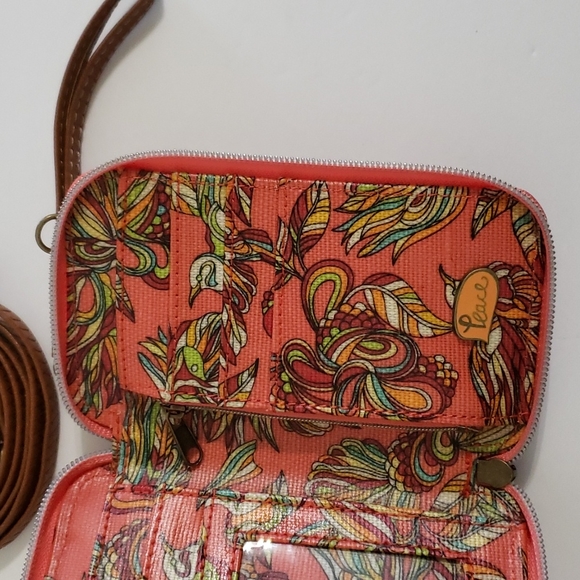 Sakroots Cellphone Wallet Crossbody Wristlet - Picture 8 of 9